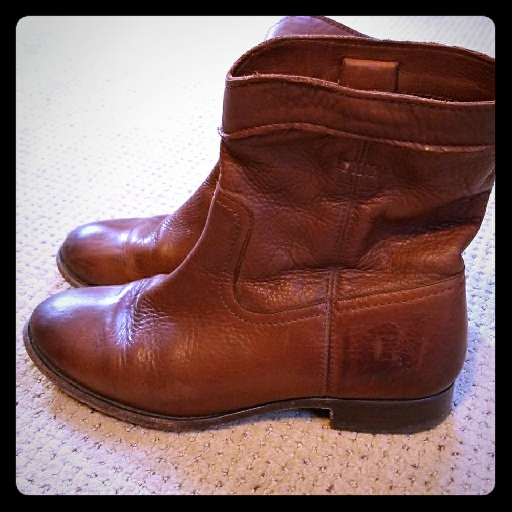 Frye Cara Roper Short Boot